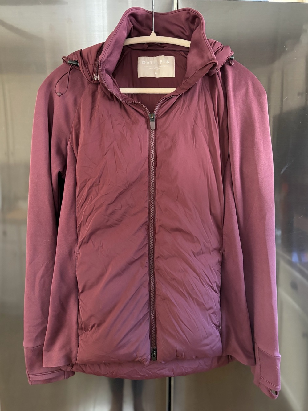 Athleta Inlet Jacket Burgundy Down Hybrid Sz S Outdoor Workout Athleisure EUC